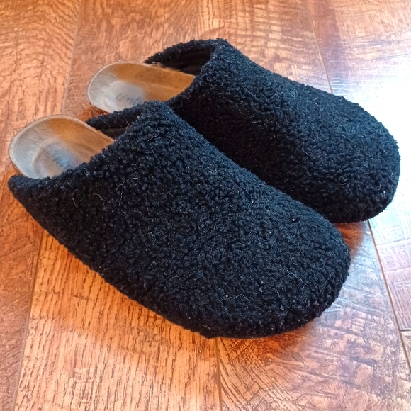 outwoods slip on shoes